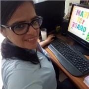 Profesora de Inglés con experiencia en la enseñanza del idioma en colegios a todos los niveles inicial primaria y secundaria así como asesoría académica del inglés a nivel superior